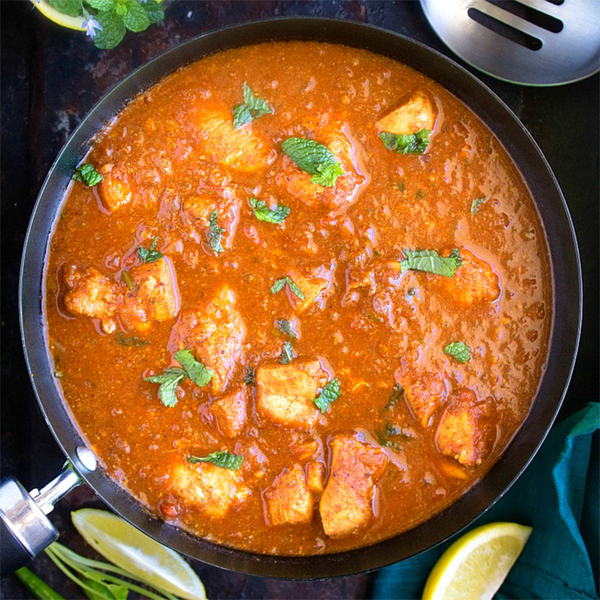Chicken Vindaloo | with Rice and Naan